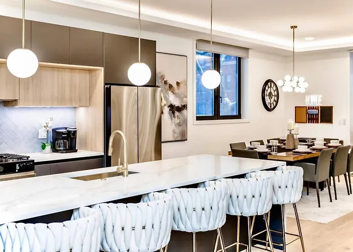 Ultra Modern Luxury - New Construction 4 Bedrooms Chicago