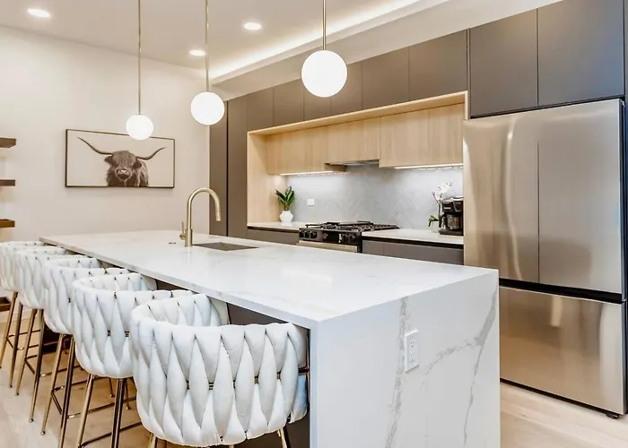 Holiday home Ultra Modern Luxury - New Construction 4 Bedrooms *