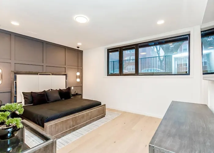 Ultra Modern Luxury - New Construction 4 Bedrooms *