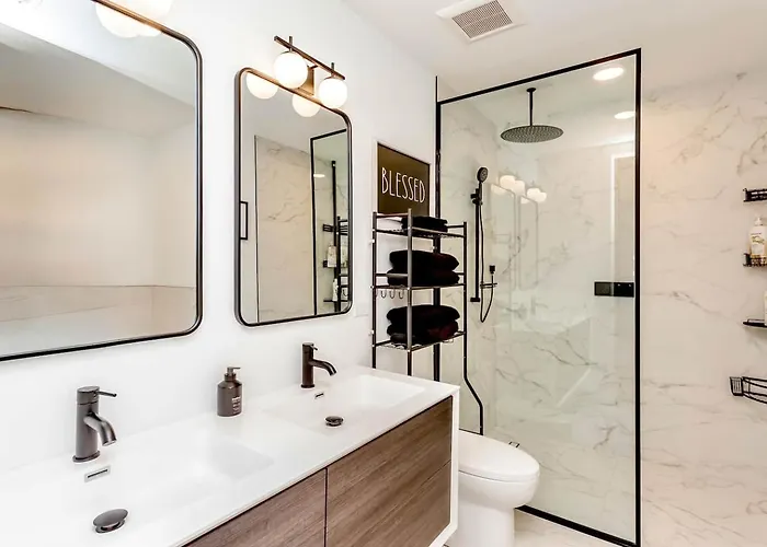 Ultra Modern Luxury - New Construction 4 Bedrooms Chicago