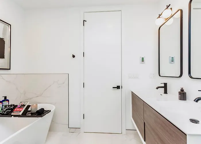 Holiday home Ultra Modern Luxury - New Construction 4 Bedrooms Chicago