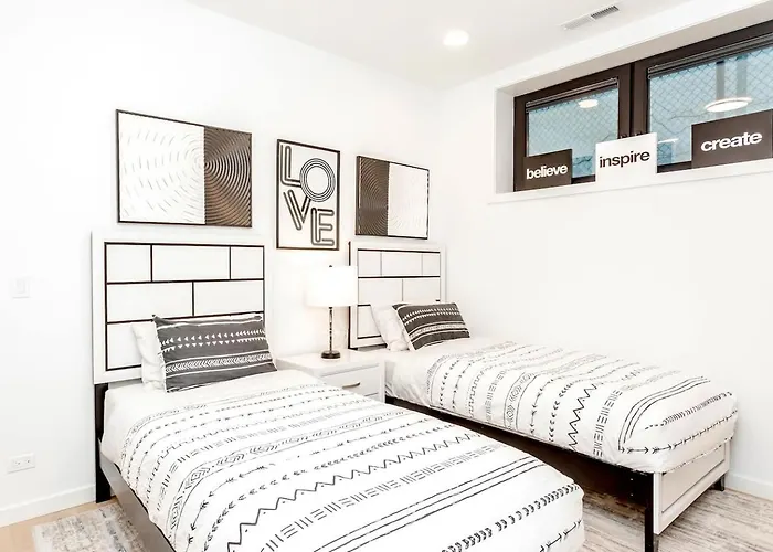 Ultra Modern Luxury - New Construction 4 Bedrooms Holiday home