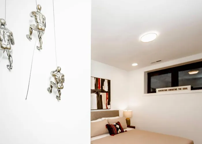 Ultra Modern Luxury - New Construction 4 Bedrooms * Chicago