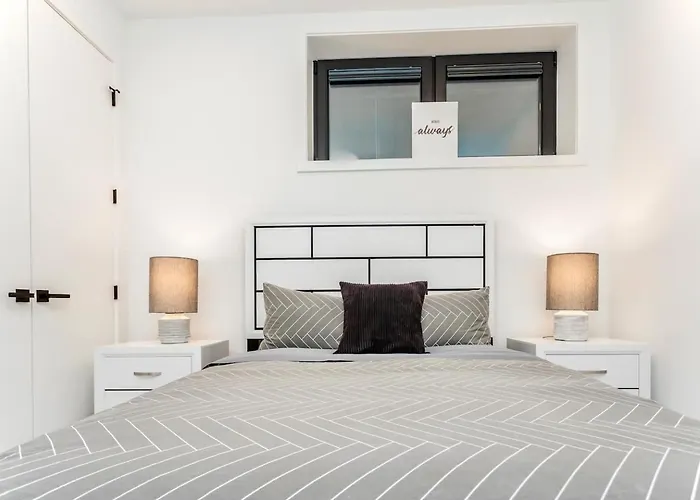 Holiday home Ultra Modern Luxury - New Construction 4 Bedrooms *